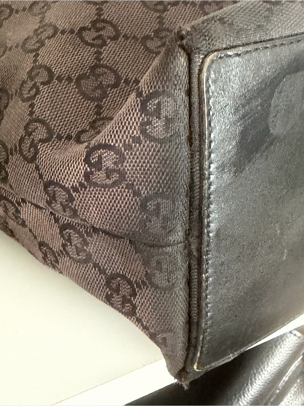 Gucci GG Monogram Canvas Tote Bag – Brown/Black - Picture 7 of 16